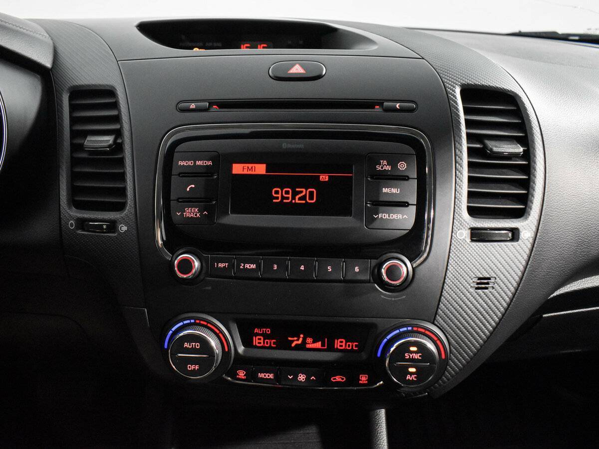 Kia Cerato, 2018 Фото №14