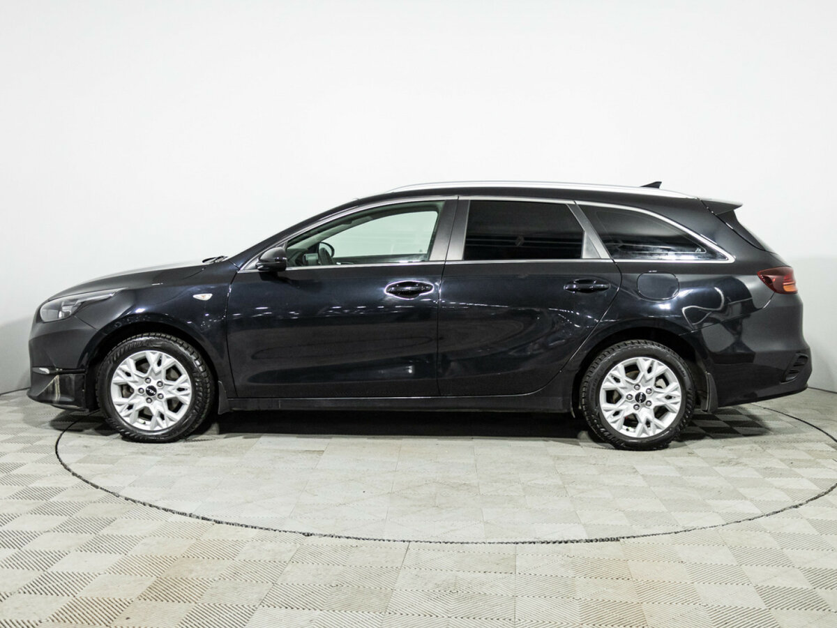 Kia Ceed III Рестайлинг, 2022 Фото №8