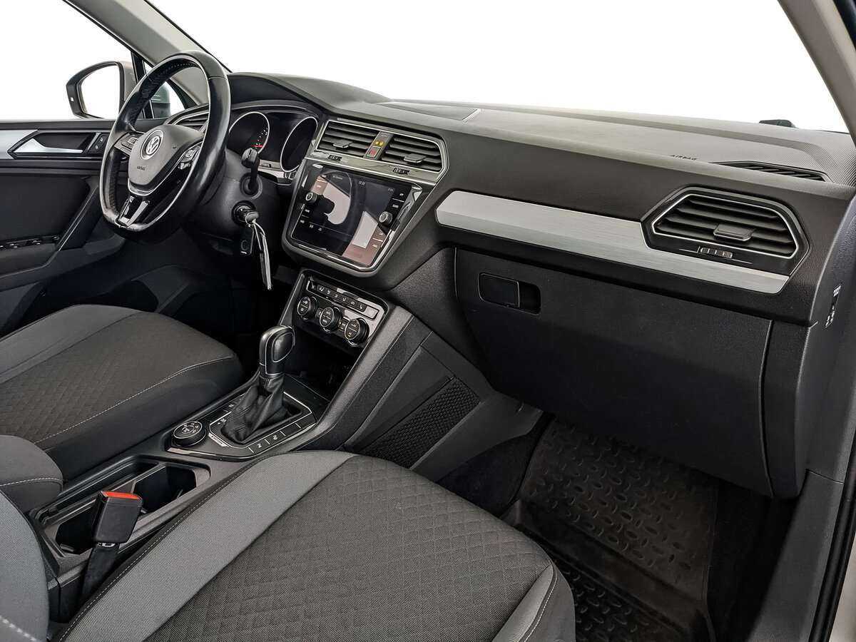 Volkswagen Tiguan, 2017 Фото №9