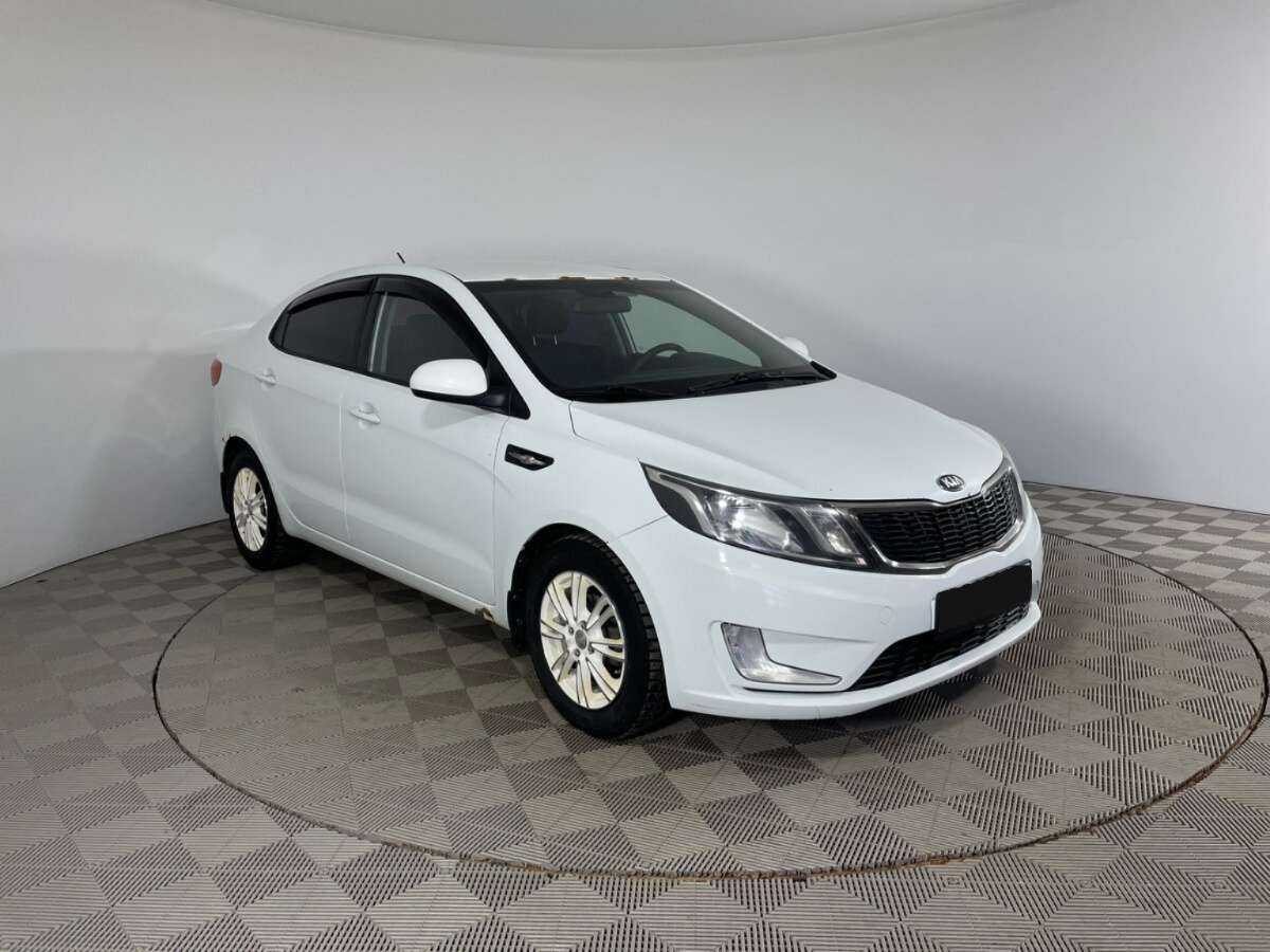 Kia Rio 5-speed, 2013 Фото №3