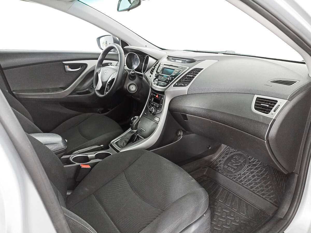 Hyundai Elantra, 2014 Фото №9