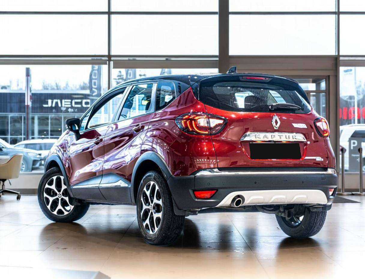 Renault Kaptur, 2021 - 38 000 км. | Фото №4