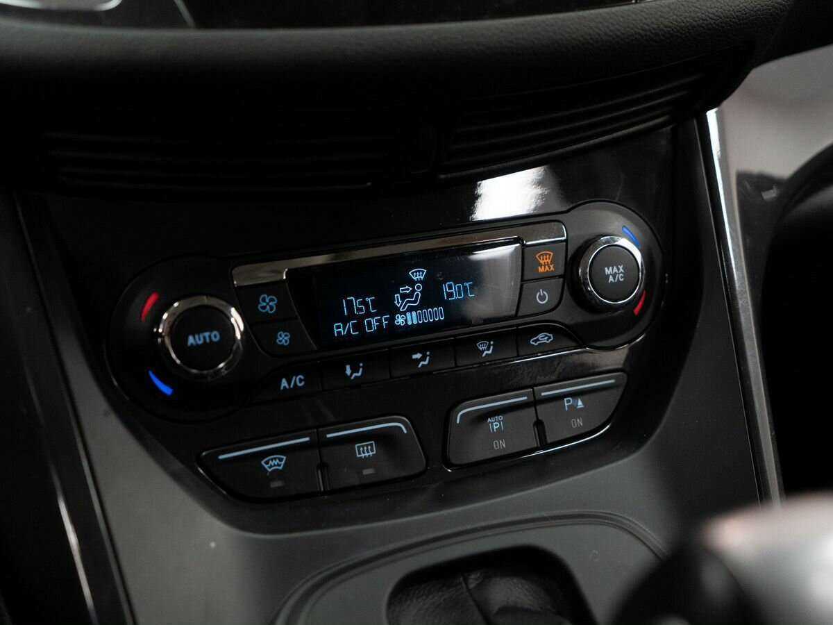 Ford Kuga, 2016 Фото №13