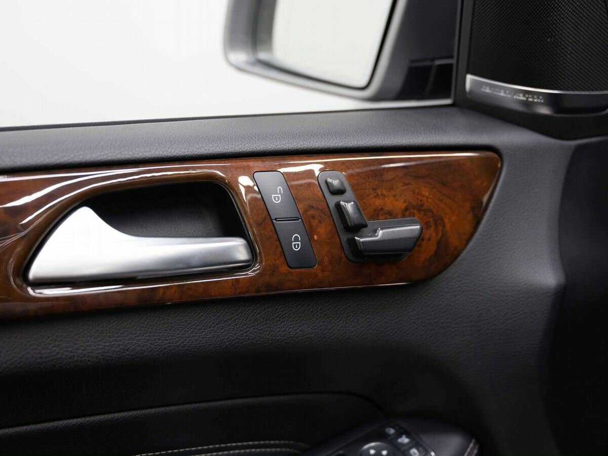 Mercedes-Benz M-Класс 350 CDI, 2012 Фото №27