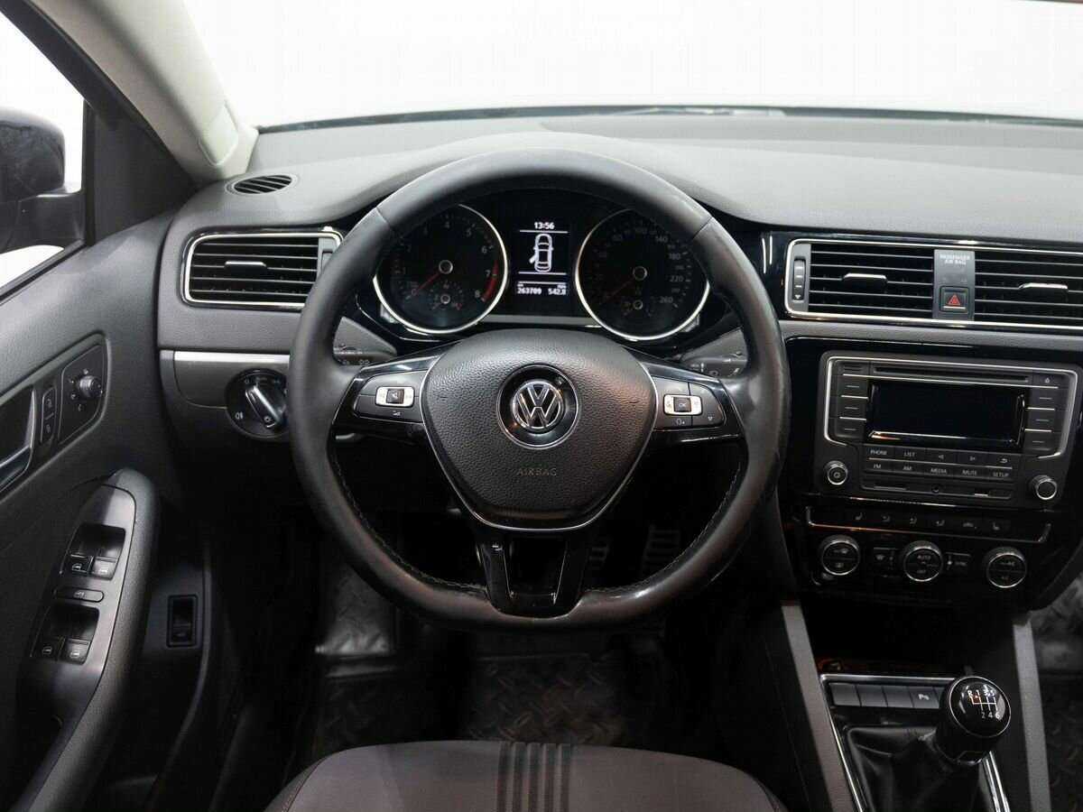 Volkswagen Jetta, 2016 Фото №13