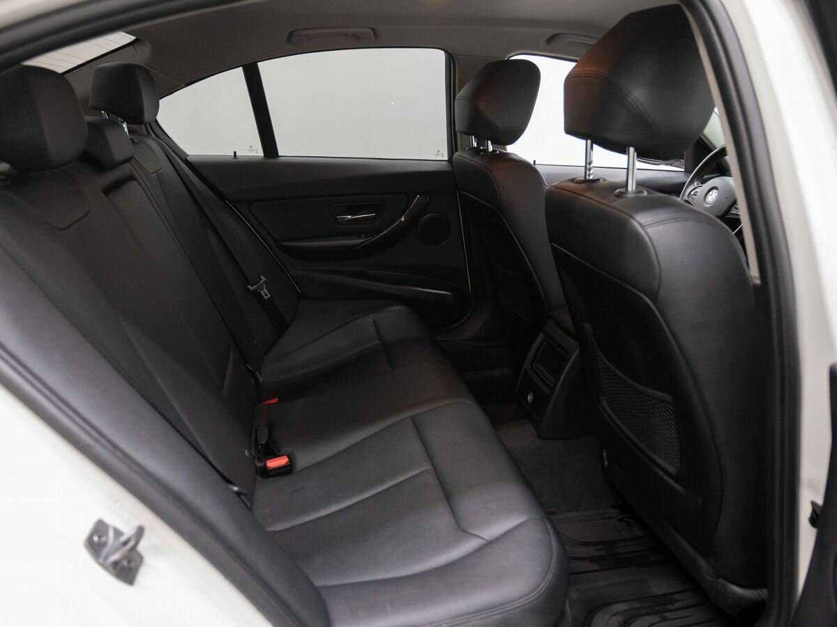 BMW 3 серии 320i, 2014 Фото №10