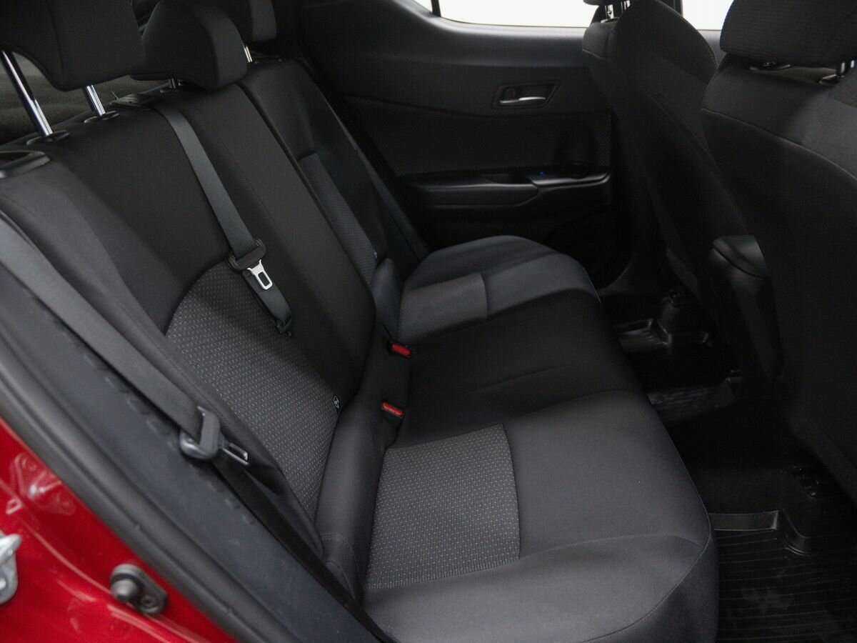 Toyota C-HR, 2018 Фото №7