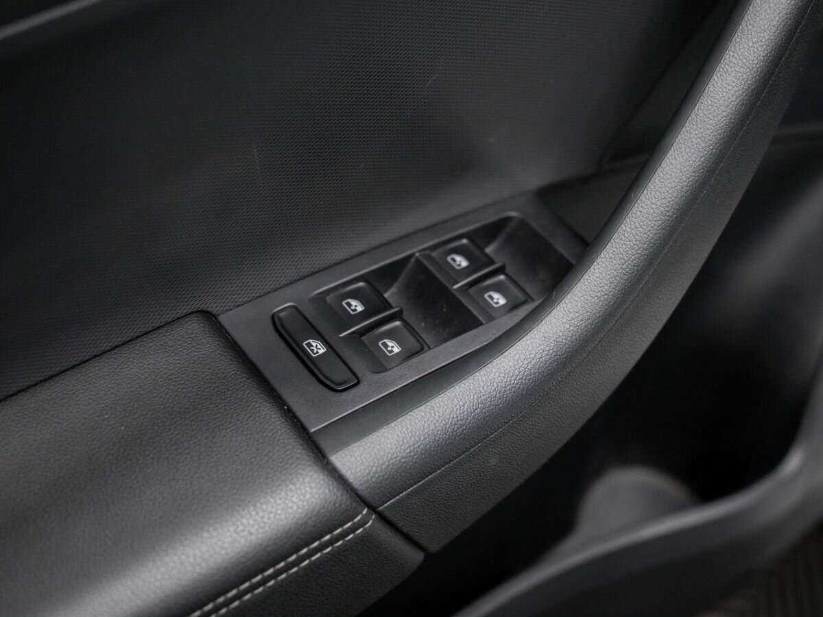 Volkswagen Polo, 2020 Фото №15