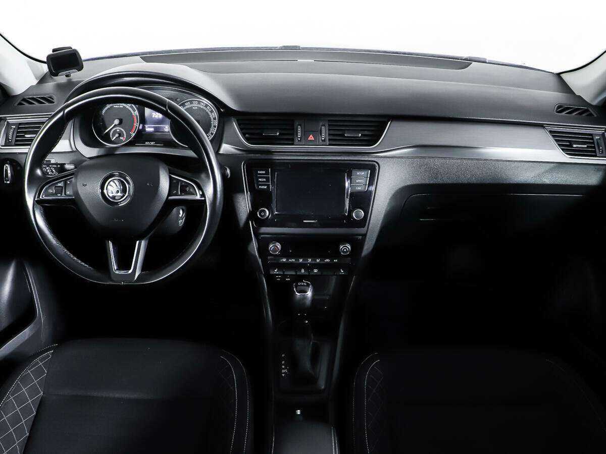 Skoda Rapid, 2017 Фото №13