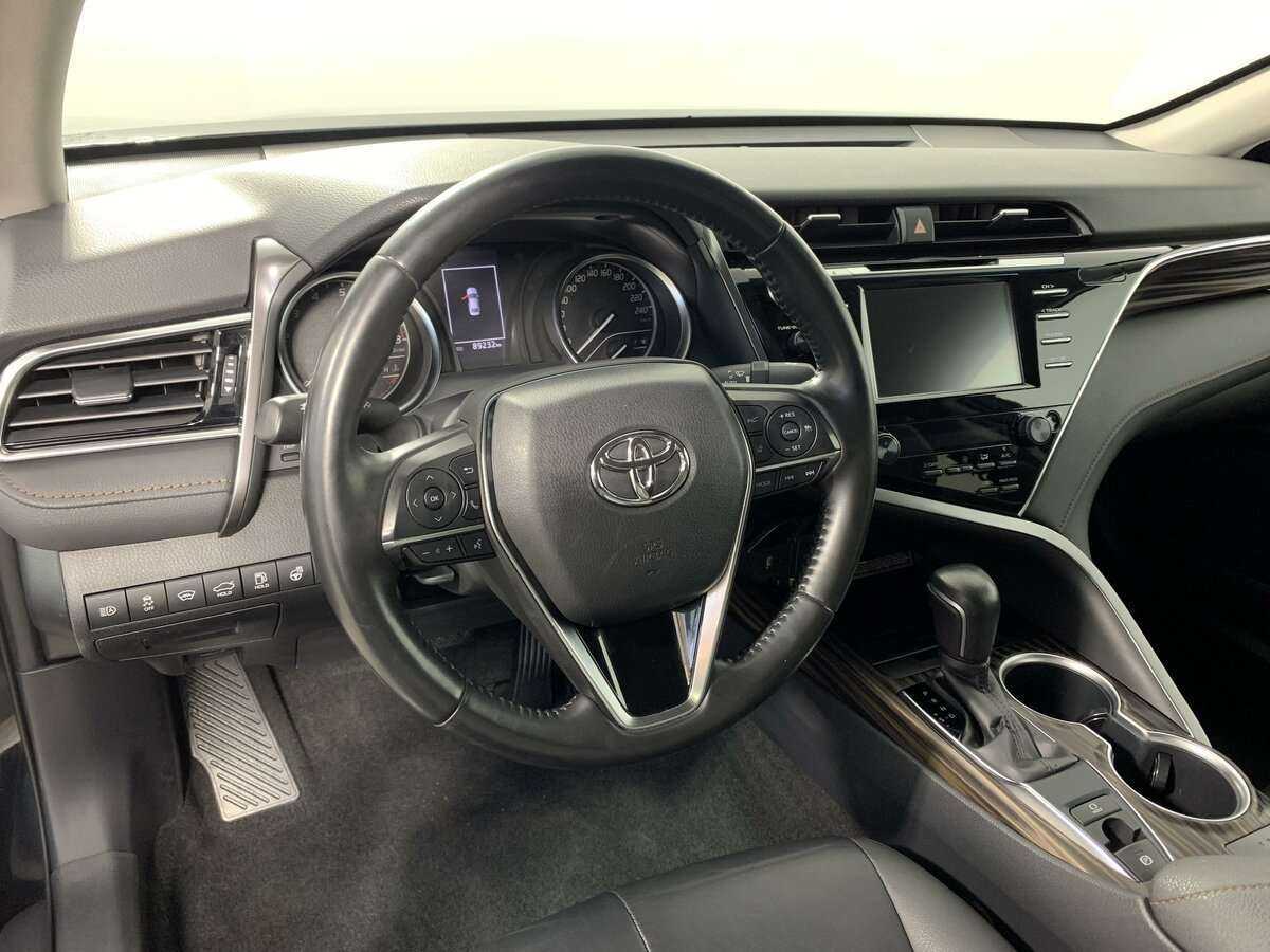Toyota Camry, 2019 Фото №17