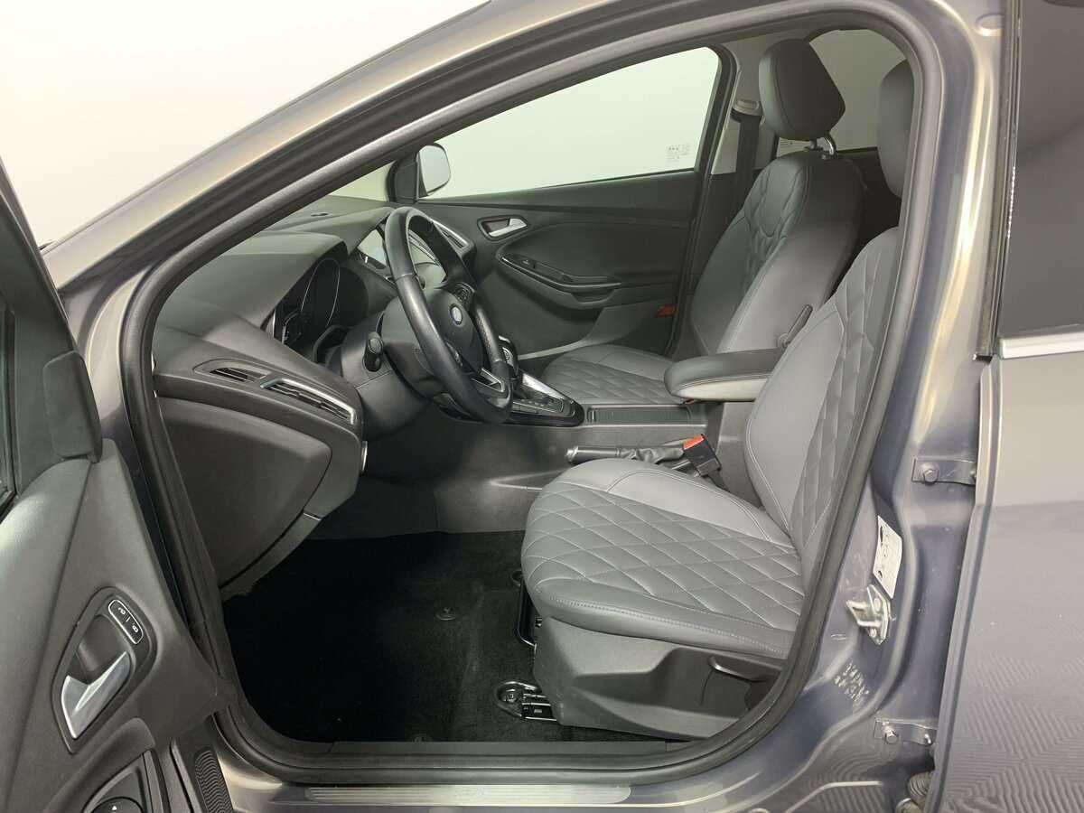 Ford Focus, 2018 Фото №12