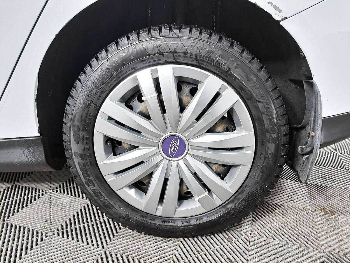 Ford Focus, 2018 Фото №17