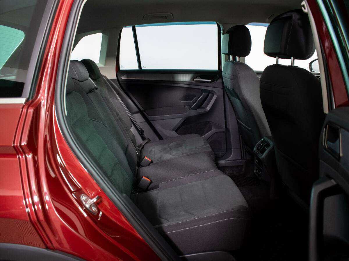 Volkswagen Tiguan, 2021 Фото №10