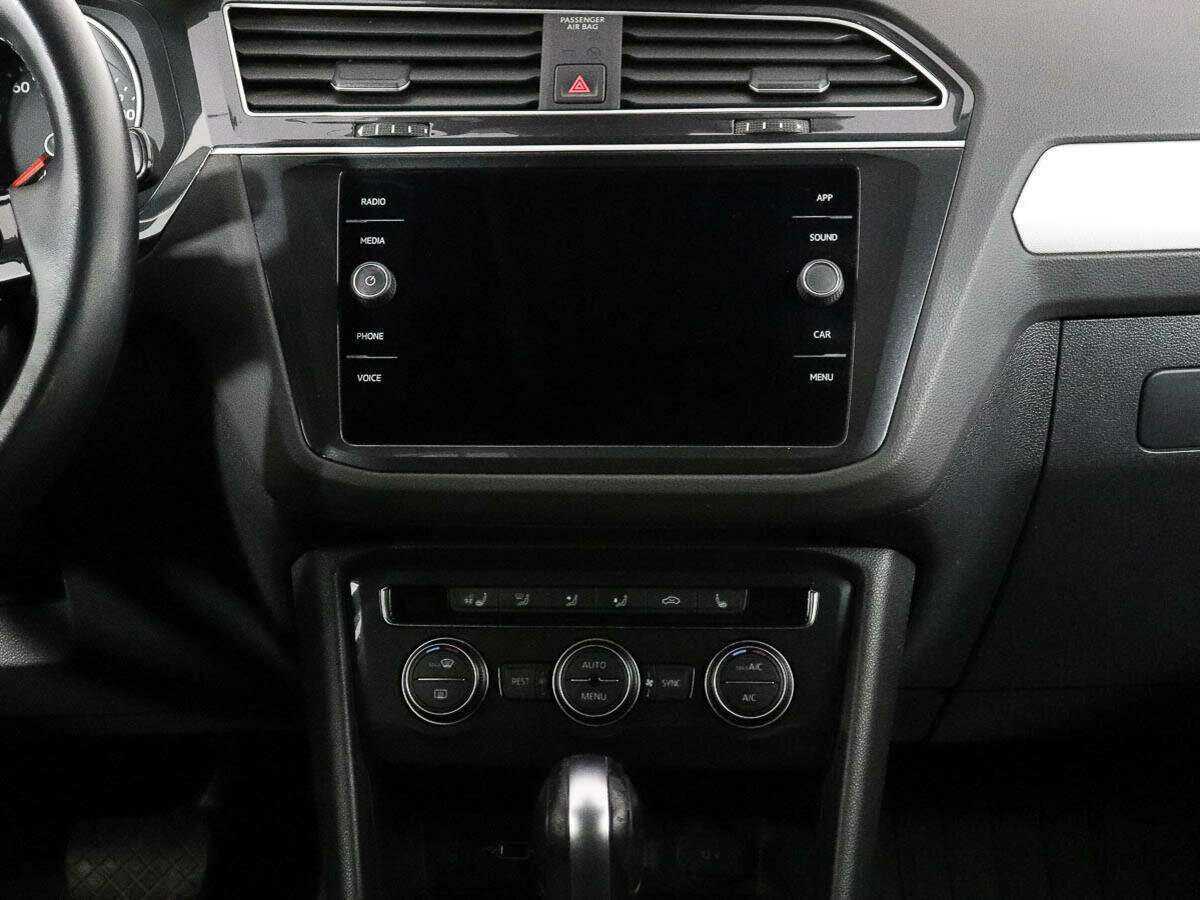 Volkswagen Tiguan, 2020 - 63 380 км. | Фото №8