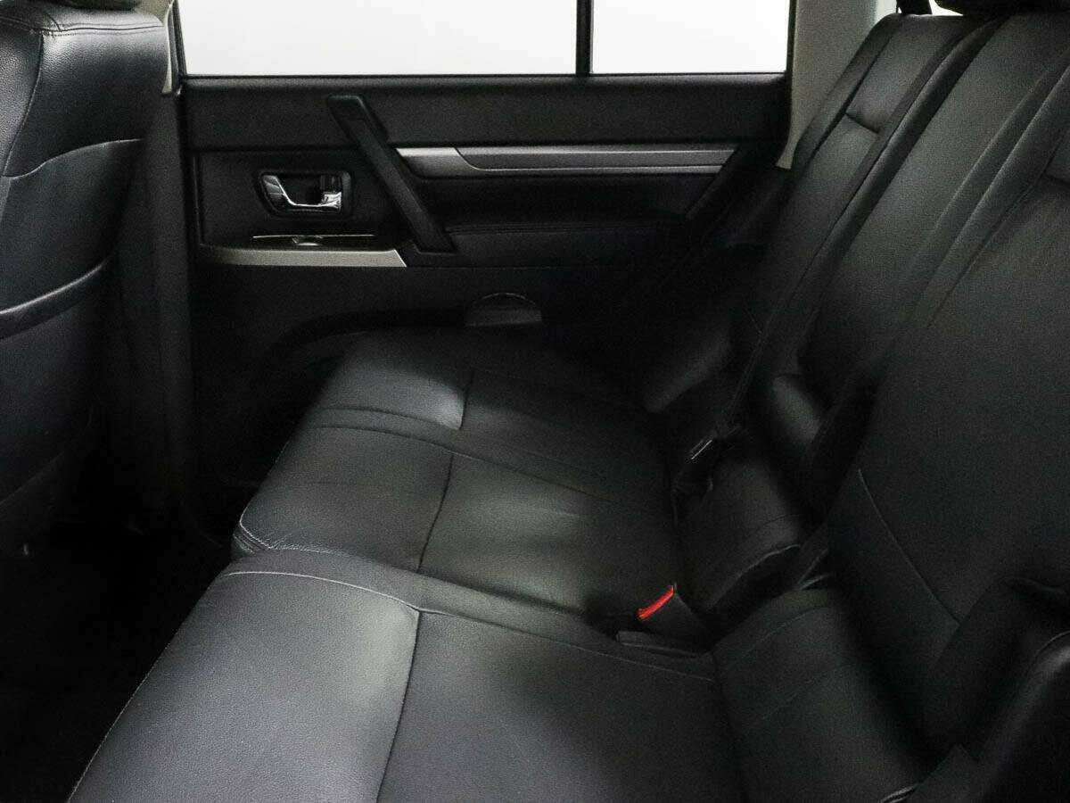 Mitsubishi Pajero, 2018 - 150 231 км. | Фото №6