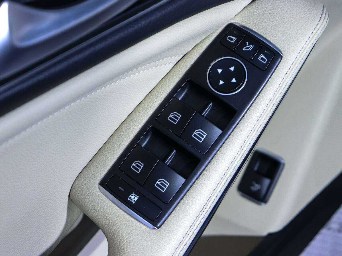 Mercedes-Benz CLA 200, 2017 Фото №14