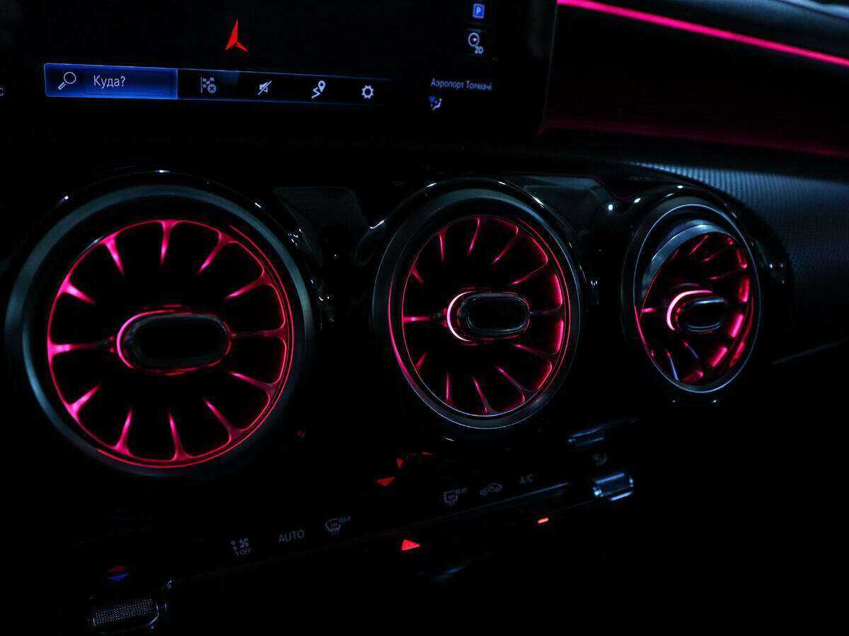 Mercedes-Benz CLA 200, 2019 Фото №25