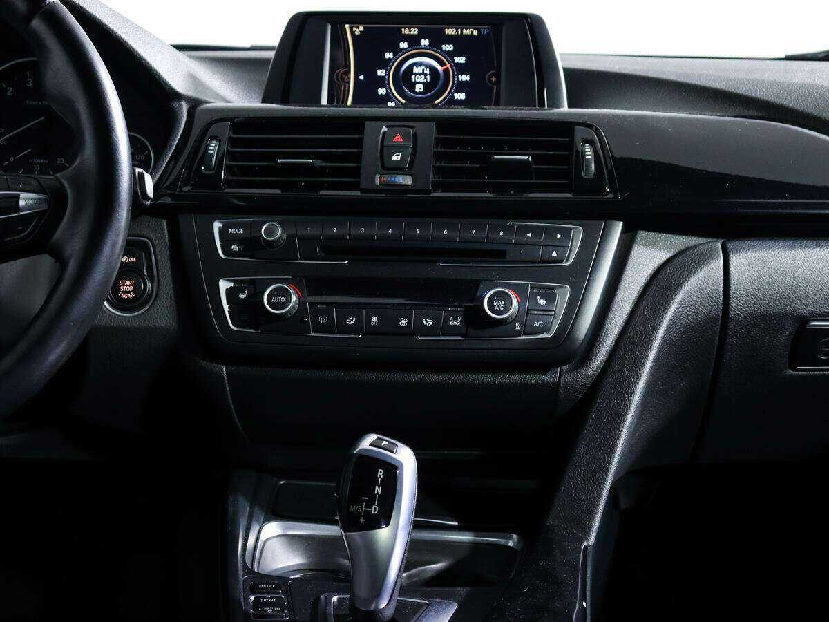 BMW 3 серии 320i xDrive, 2014 Фото №11