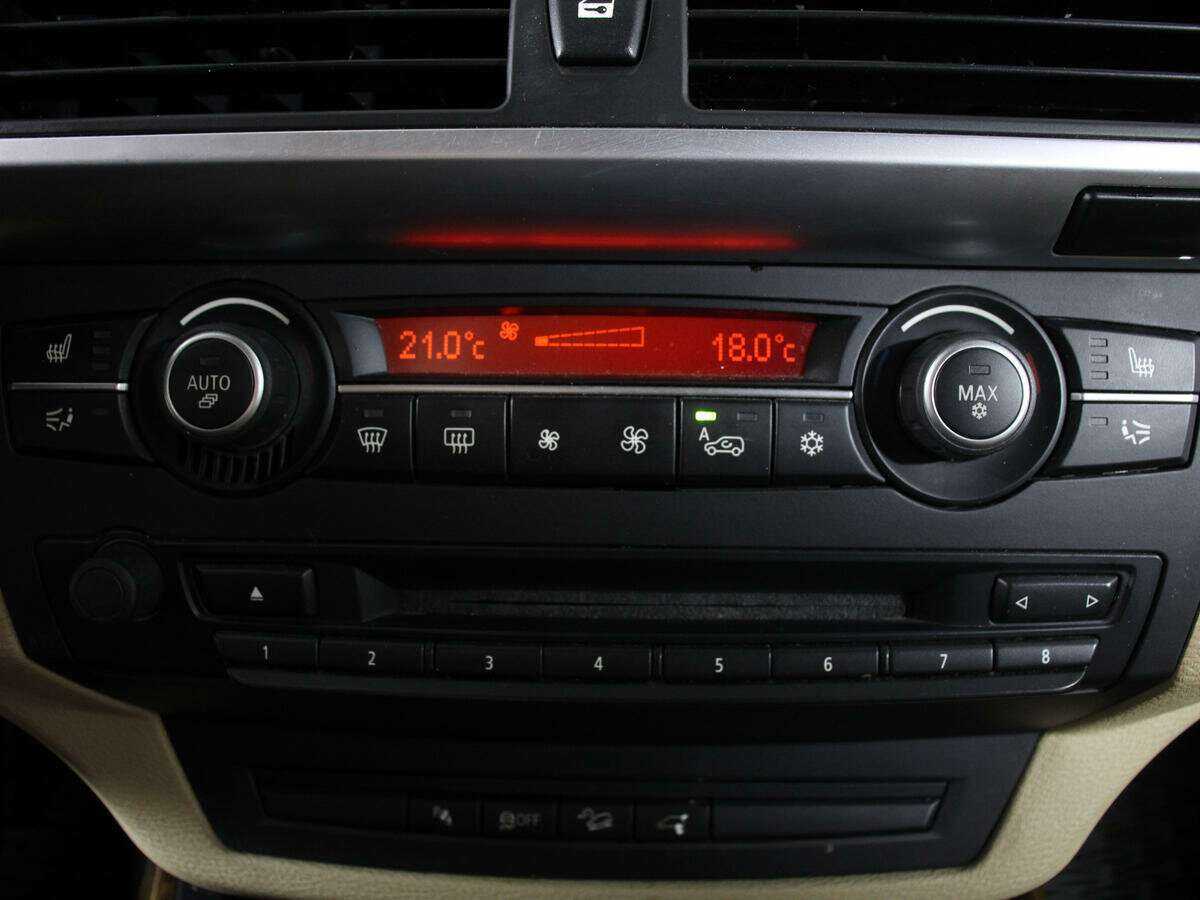 BMW X5 35i, 2013 Фото №21