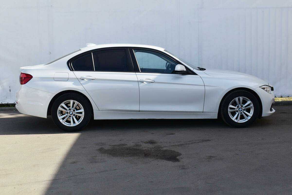 BMW 3 серии 318i, 2018 - 116 953 км. | Фото №4