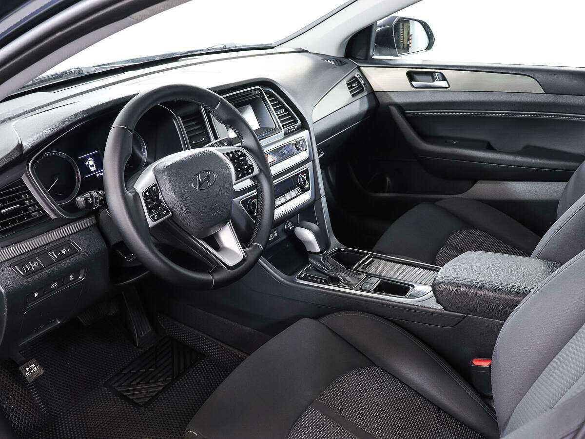 Hyundai Sonata, 2018 Фото №13