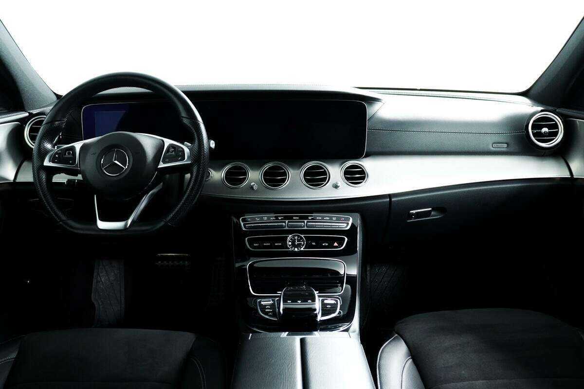 Mercedes-Benz E-Класс 200, 2016 Фото №11