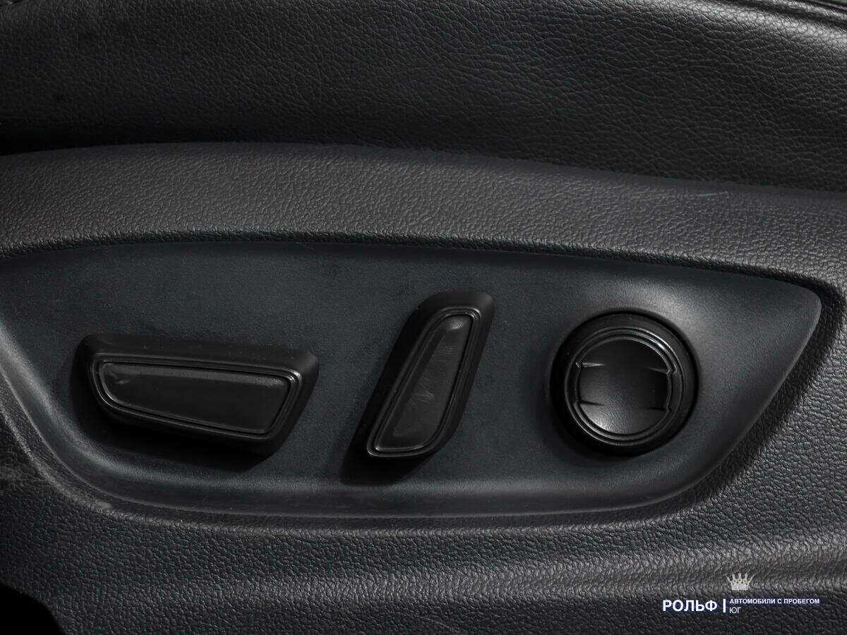 Toyota Camry, 2018 Фото №14