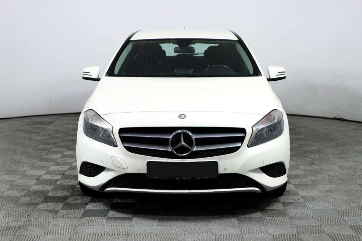 Mercedes-Benz A-Класс 180, 2014 Фото №2