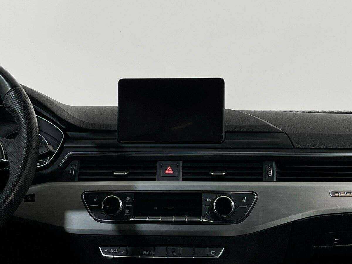 Audi A4, 2017 Фото №12