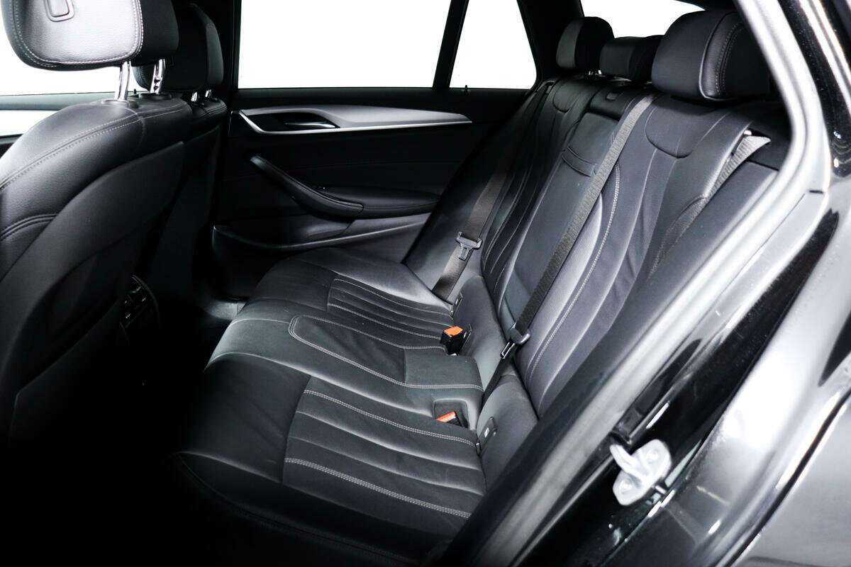 BMW 5 серии 520d, 2019 Фото №12