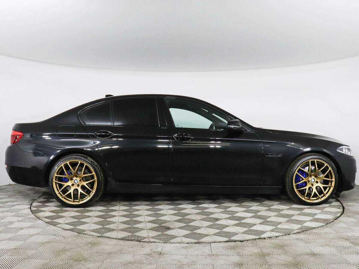 BMW 5 серии 528i xDrive, 2016 Фото №5