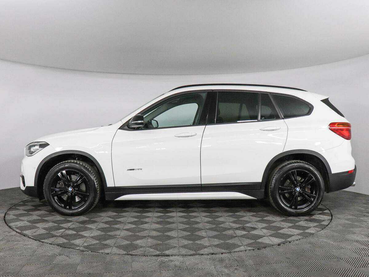BMW X1 20i xDrive, 2017 Фото №5