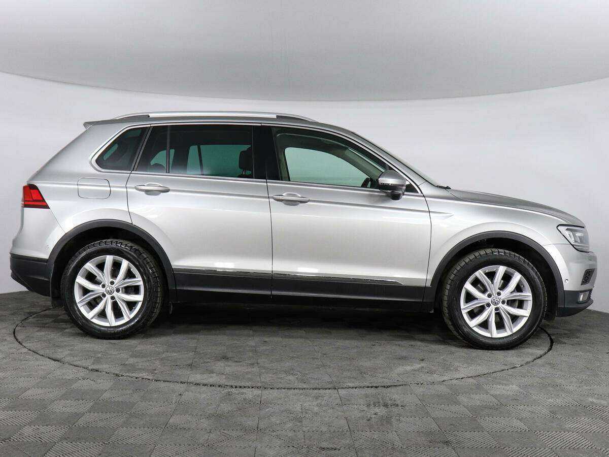 Volkswagen Tiguan, 2020 - 47 680 км. | Фото №4