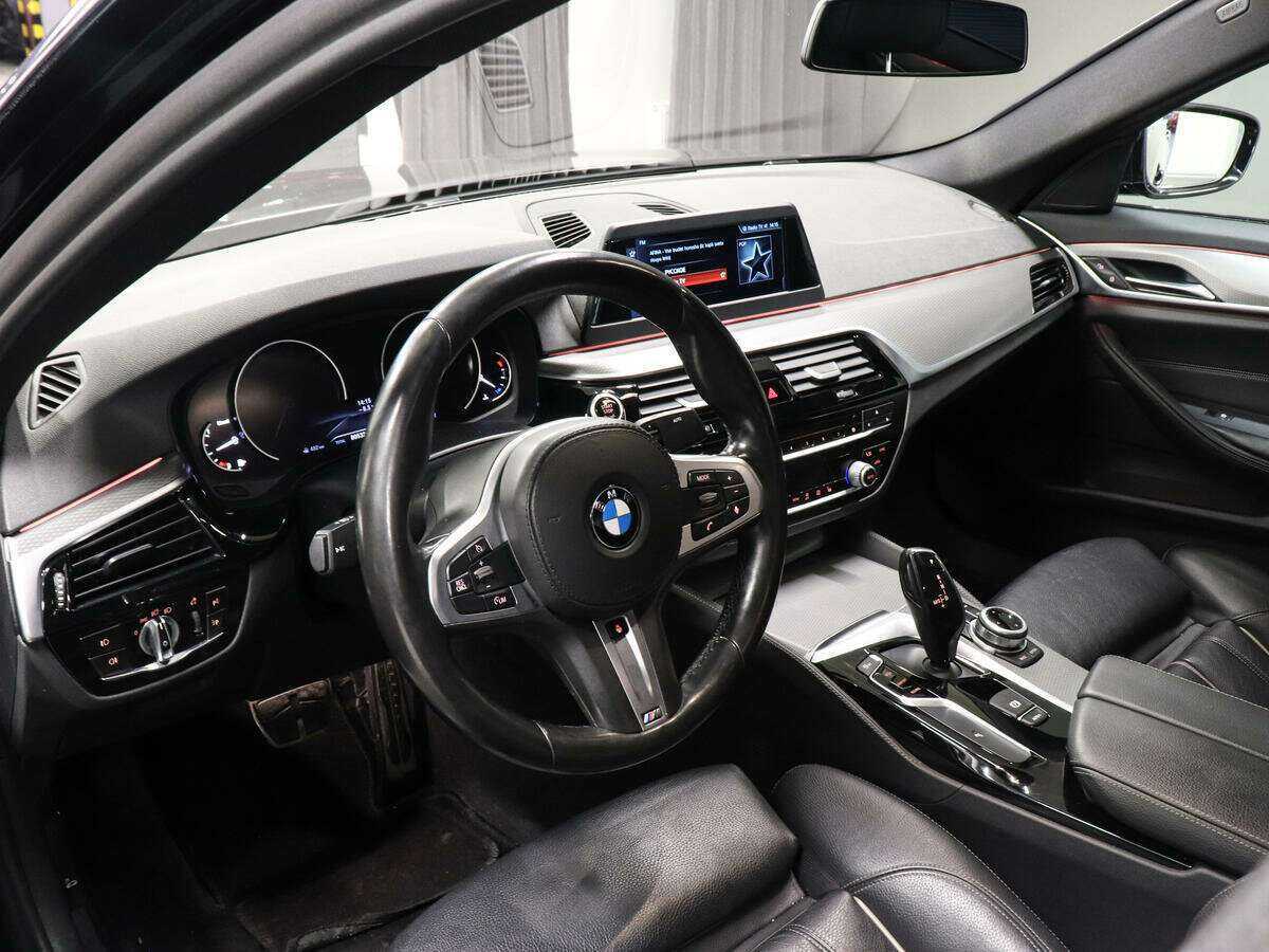 BMW 5 серии 520d xDrive, 2017 - 79 587 км. | Фото №8