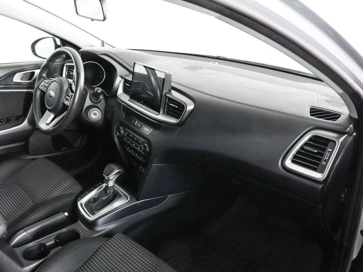 Kia Ceed, 2019 Фото №9