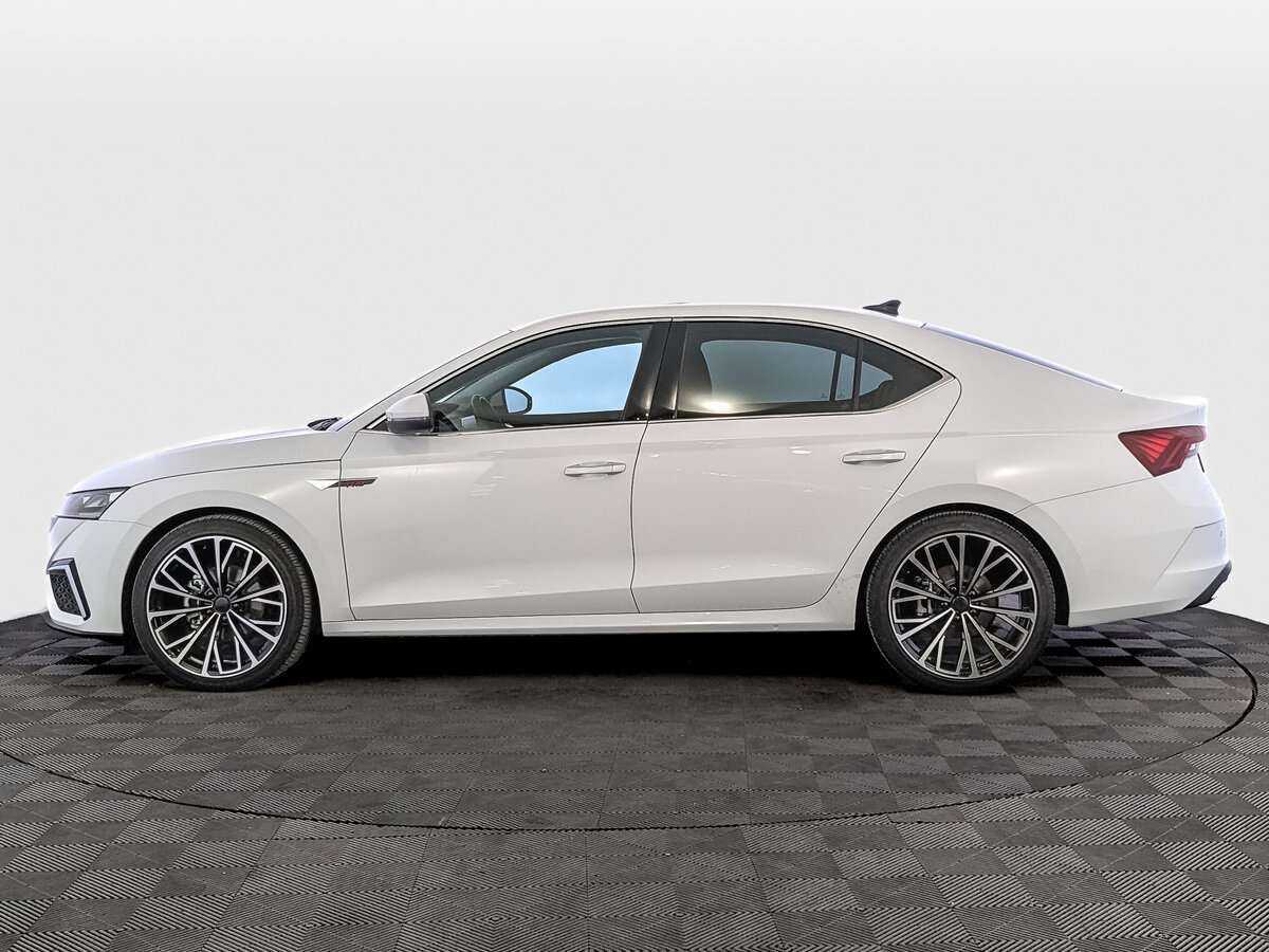 Skoda Octavia, 2023 Фото №7