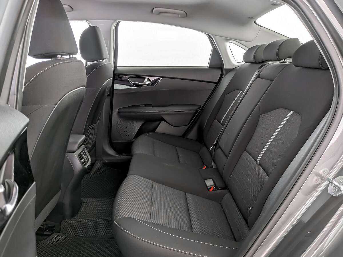 Kia Cerato, 2021 Фото №10