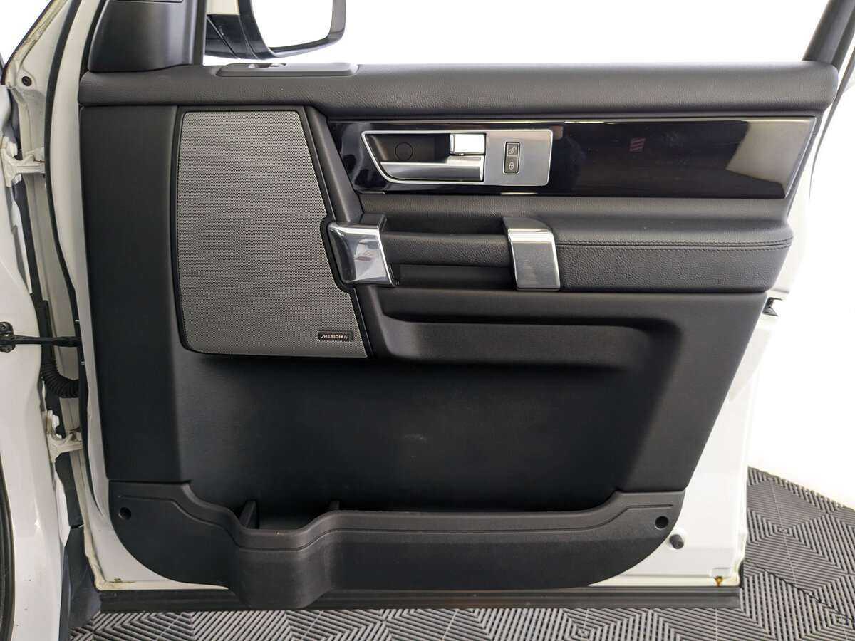 Land Rover Discovery, 2015 Фото №17