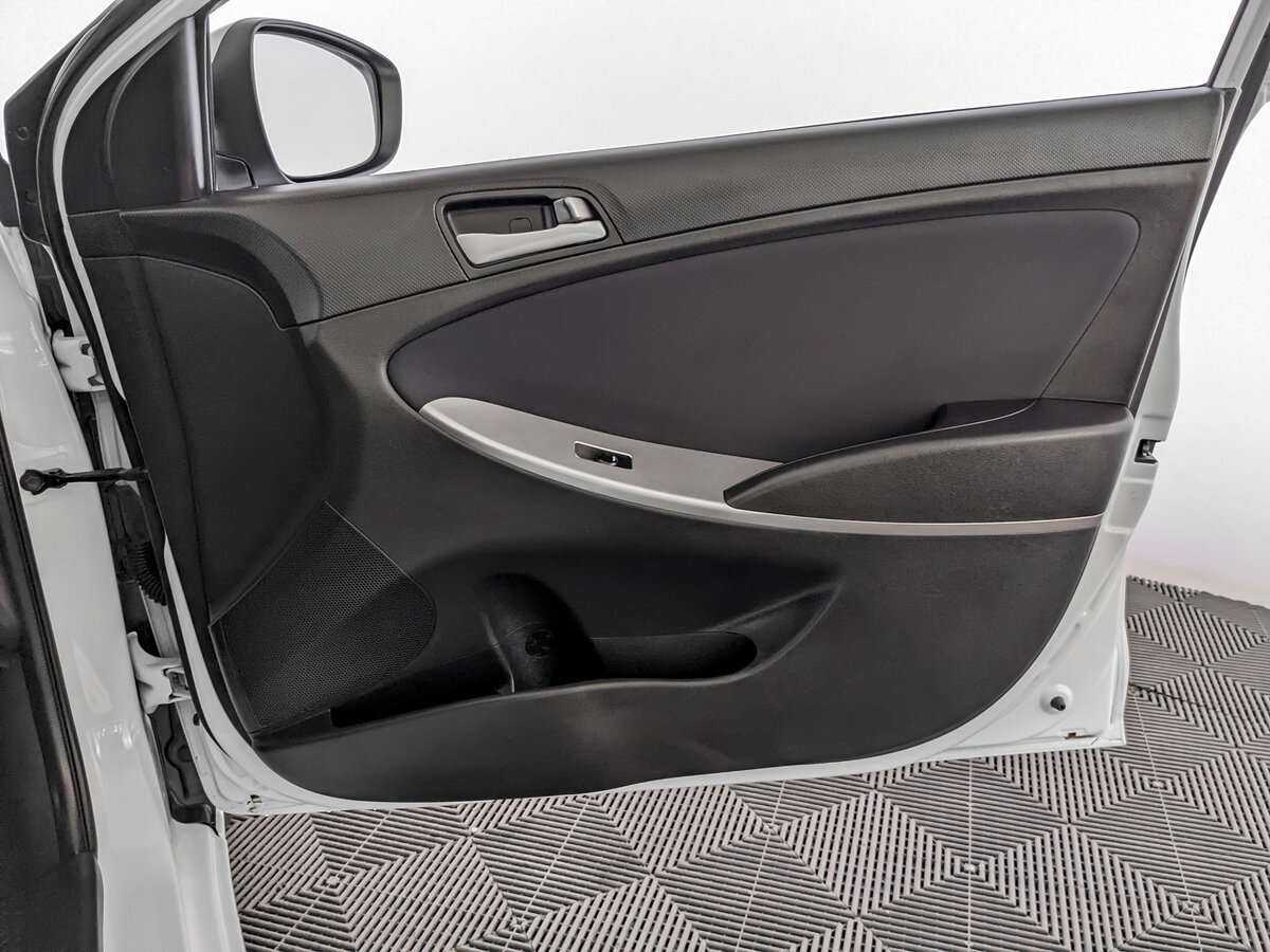 Hyundai Solaris, 2015 Фото №18