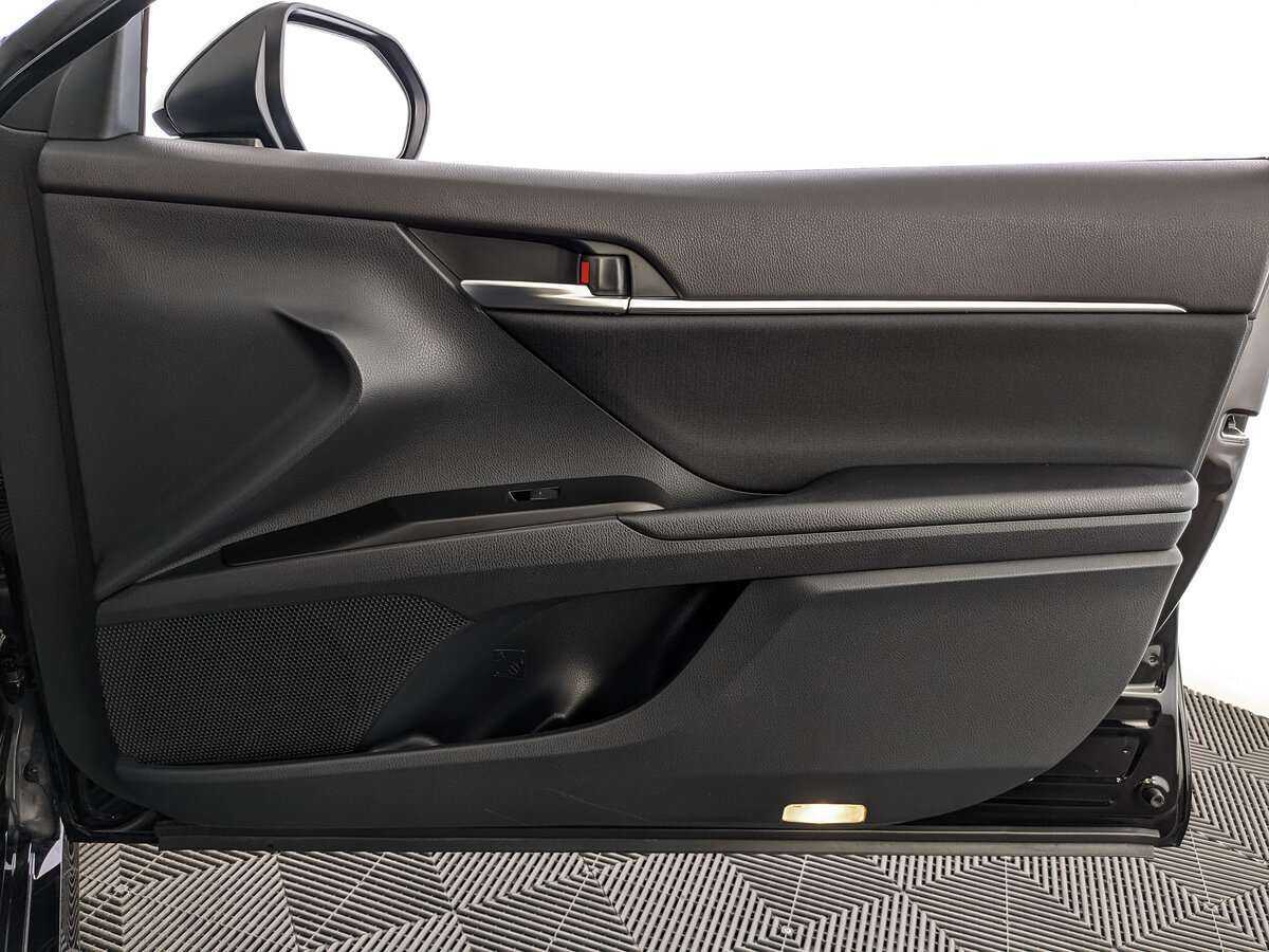 Toyota Camry, 2021 Фото №22