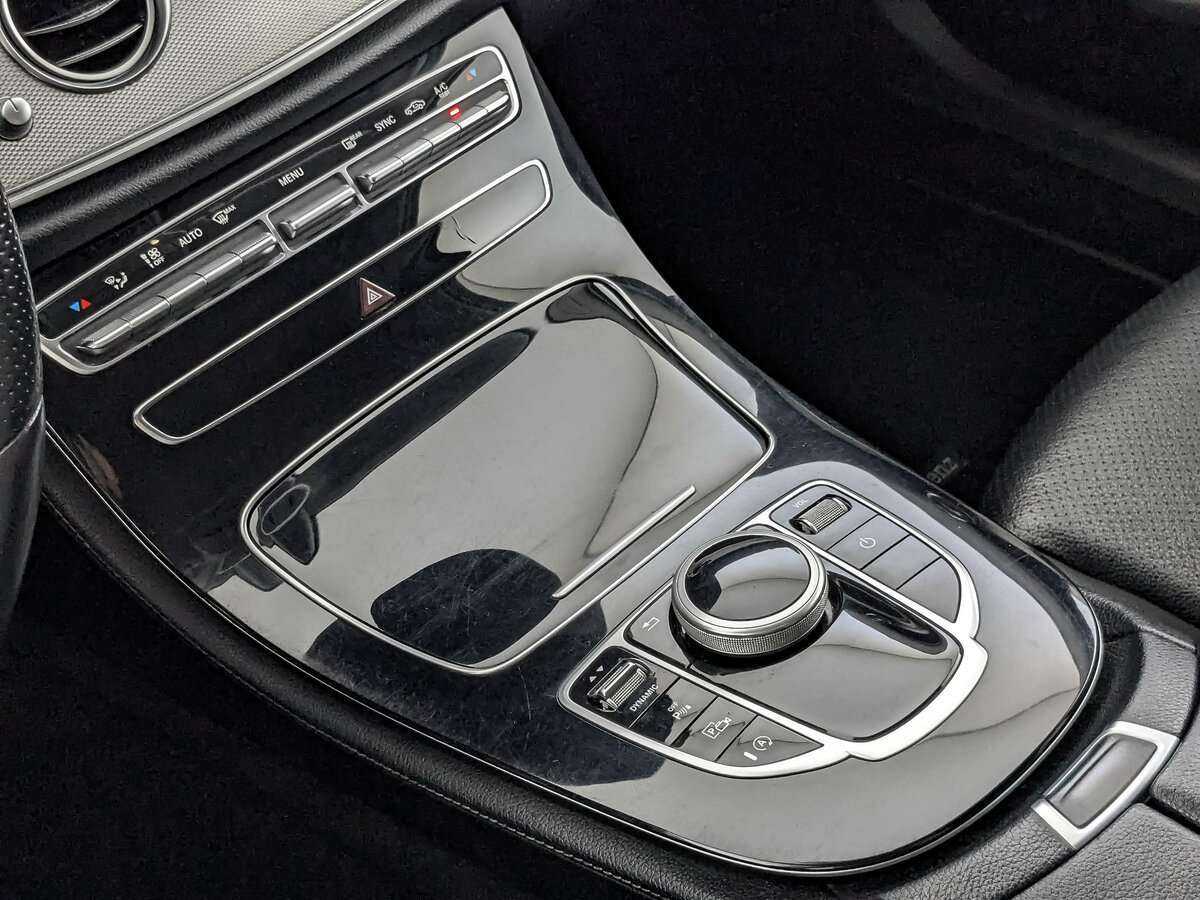 Mercedes-Benz E-Класс 200, 2018 Фото №22