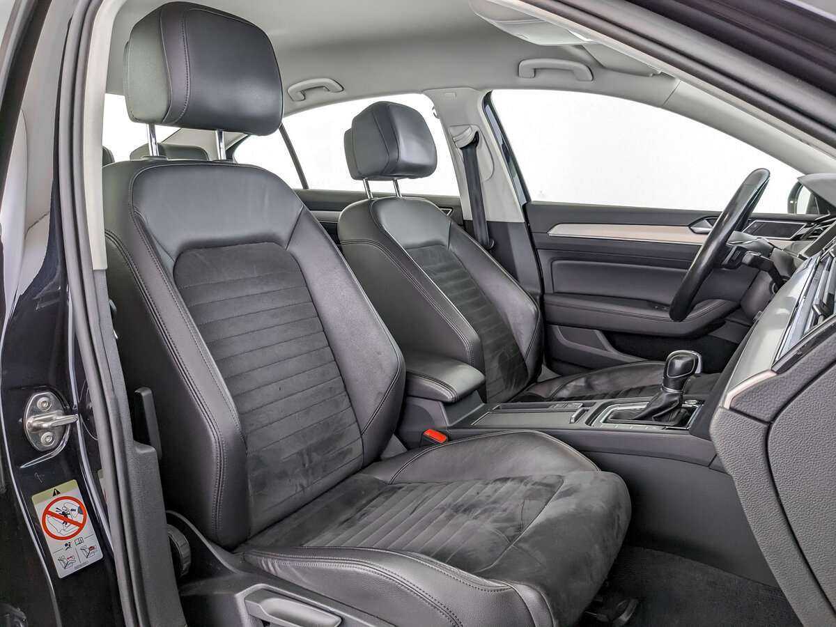 Volkswagen Passat, 2017 Фото №24