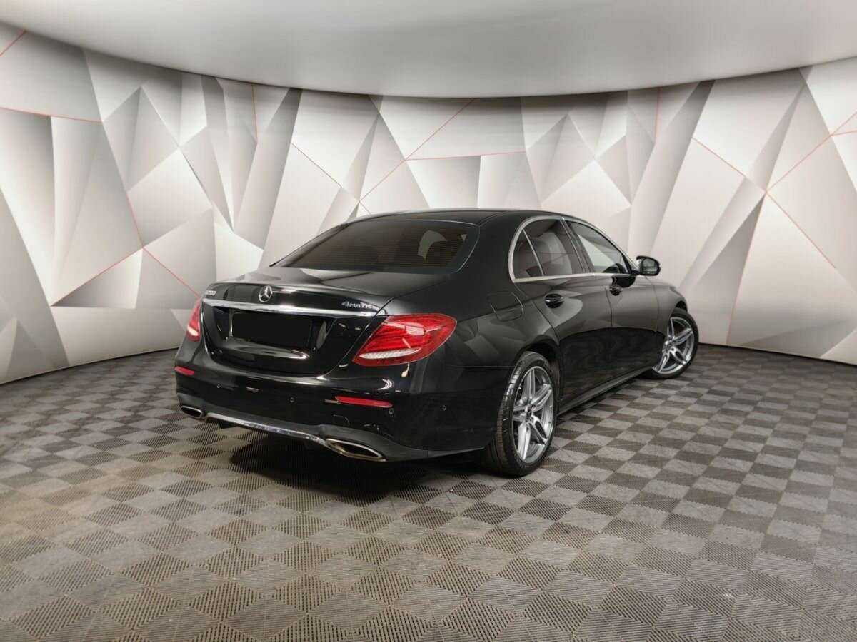 Mercedes-Benz E-Класс 200, 2017 Фото №2