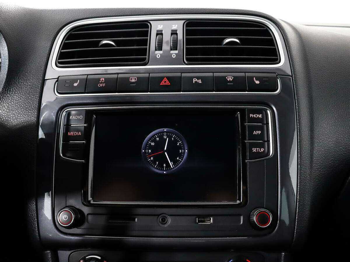 Volkswagen Polo, 2018 Фото №13