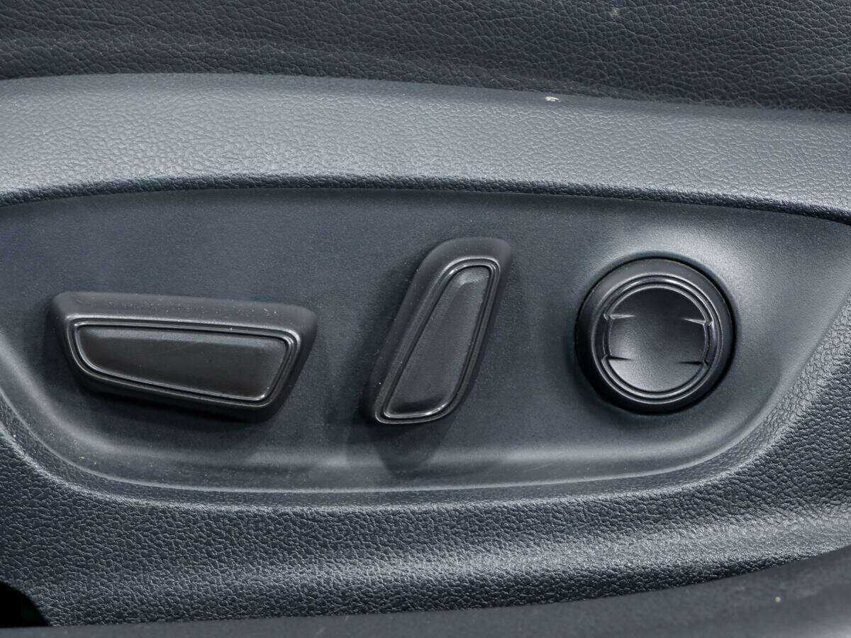 Toyota Camry, 2018 Фото №12