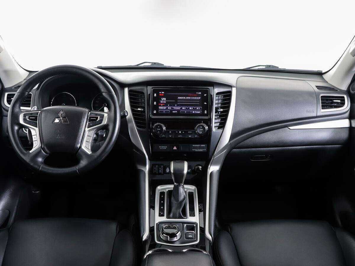 Mitsubishi Pajero Sport, 2018 - 103 890 км. | Фото №8