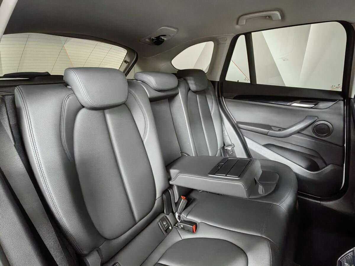 BMW X1 18i sDrive, 2020 Фото №13