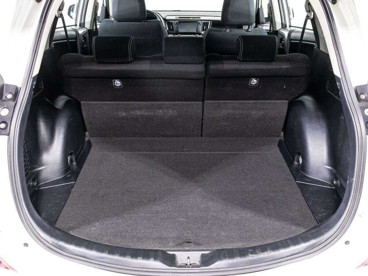 Toyota RAV4, 2017 Фото №15