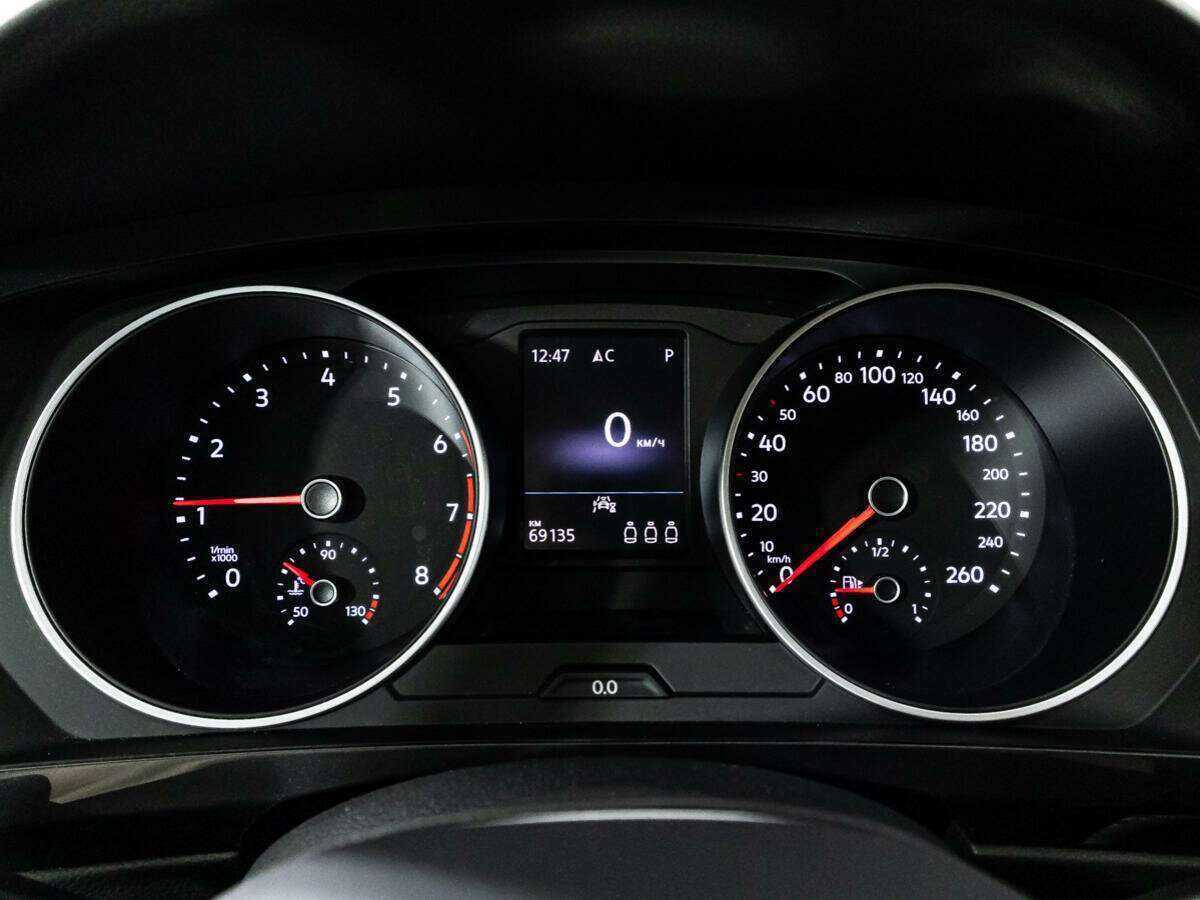 Volkswagen Tiguan, 2021 Фото №12