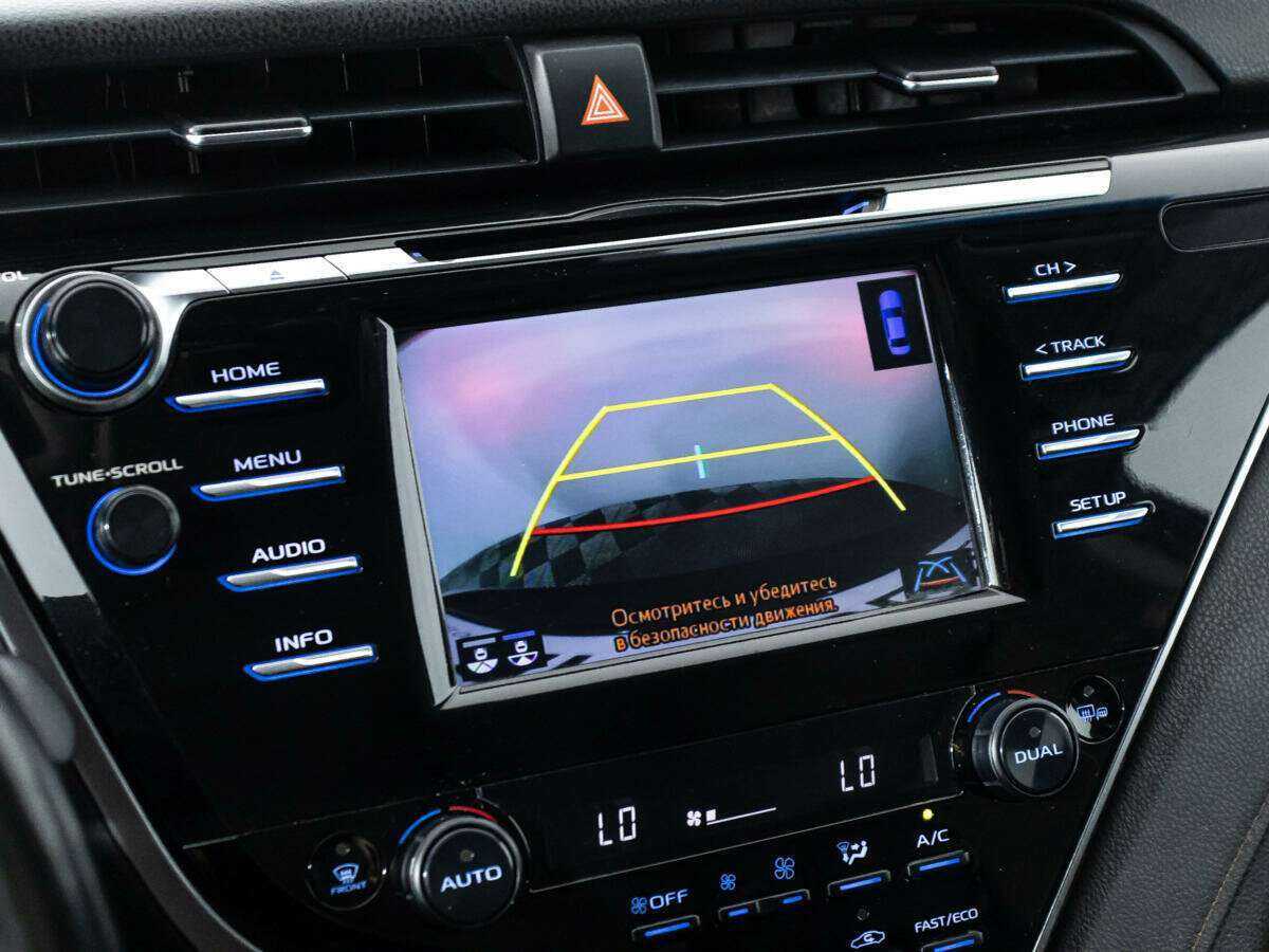 Toyota Camry, 2018 Фото №17